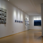 Pohled do instalace výstavy Poetika prostoru (foto: archiv galerie)